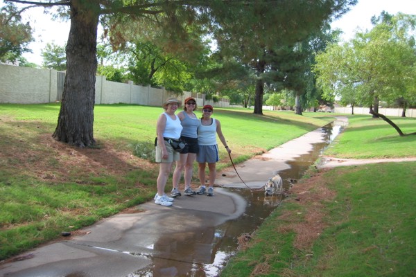 ../image/tiffany's wedding_phoenix trip july 2005 010.jpg